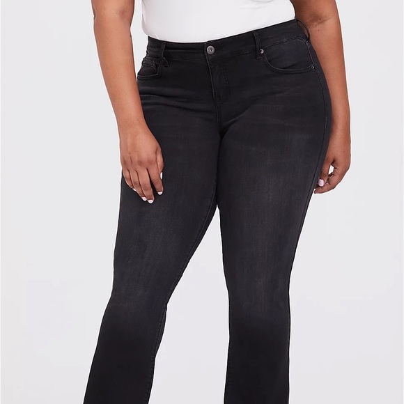 TORRID SLIM BOOT JEANS PREMIUM STRETCH WASHED BLACK MID RISE Denim Plus - Picture 5 of 8
